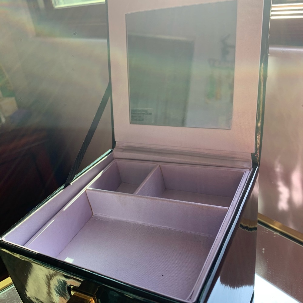 Victoria’s Secret Jewelry Box - Picture 3 of 4